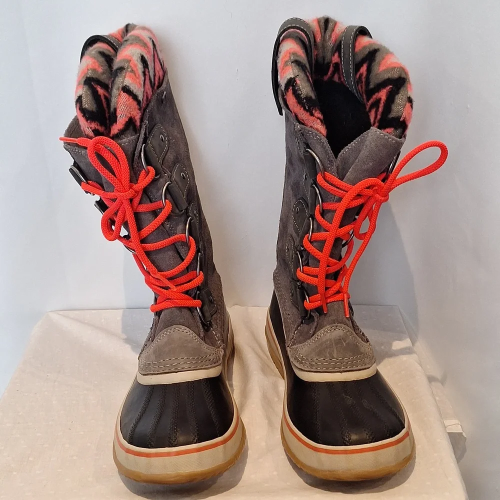 Sorel Joan of Arctic Knit II Neon Waterproof Insulated Tall Boots Size 8